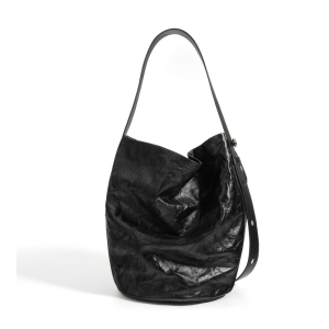 black tote bag
